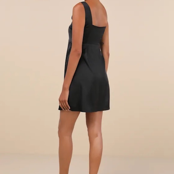Lulu's Black Mini Dress - Picture 2 of 4